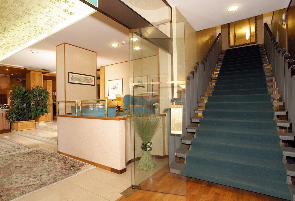 Hotel Cristallo Udine Esterno foto