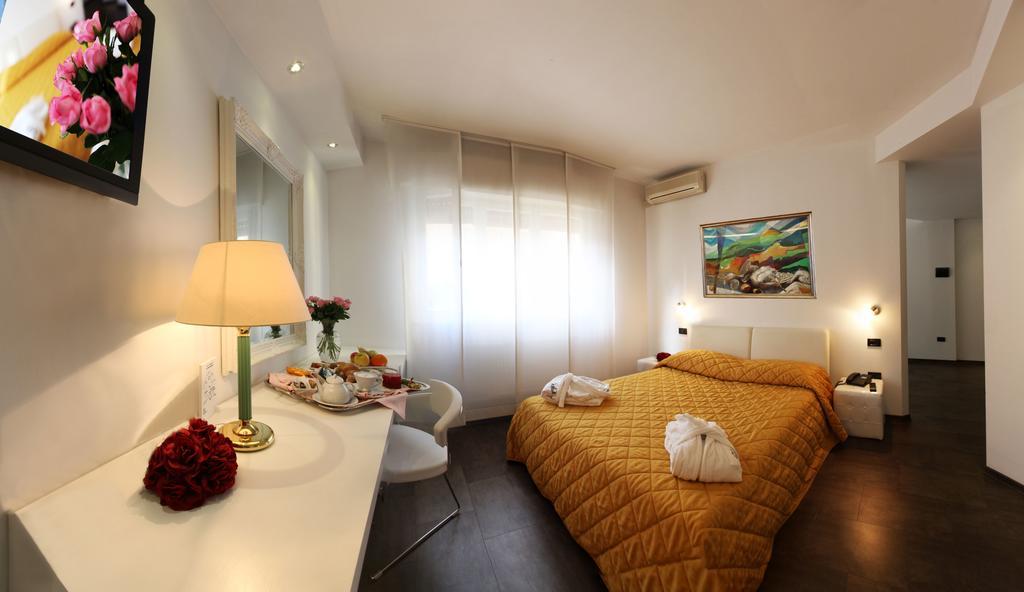 Hotel Cristallo Udine Esterno foto